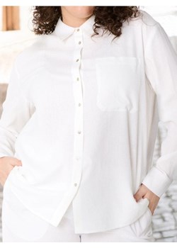 Sinsay - Koszula z domieszką lnu PLUS SIZE - kremowy ze sklepu Sinsay w kategorii Koszule damskie - zdjęcie 179465647