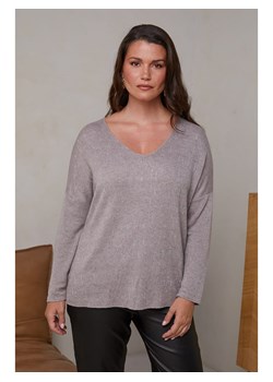 Curvy Lady Sweter w kolorze jasnobrązowym ze sklepu Limango Polska w kategorii Swetry damskie - zdjęcie 179471725