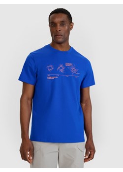 Męski t-shirt z nadrukiem 4F 4FWSS25TTSHM1982 - niebieski ze sklepu Sportstylestory.com w kategorii T-shirty męskie - zdjęcie 179485407