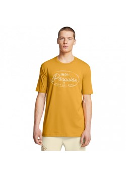 Męski t-shirt z nadrukiem Under Armour Project Rock Made Not Born Short Sleeve - żółty ze sklepu Sportstylestory.com w kategorii T-shirty męskie - zdjęcie 179596459