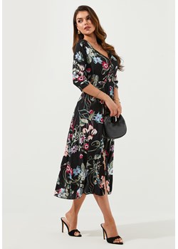 Sukienka z krótkim rękawem i dekoltem V-neck ze sklepu Jacinshop w kategorii Sukienki - zdjęcie 179646577