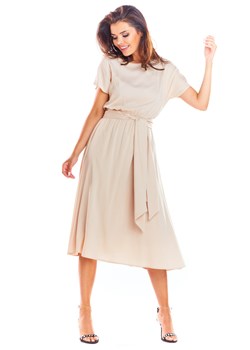 Sukienka midi z rękawem kimono - beżowa ze sklepu Cudmoda w kategorii Sukienki - zdjęcie 179651647