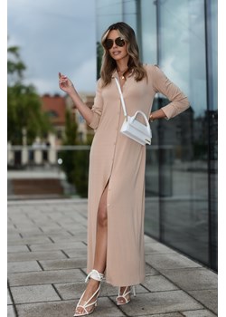 Wiskozowa sukienka maxi zapinana na guziki - cappuccino - id: 2026121 - marki BeWear - 179652779 Wiskozowa sukienka maxi zapinana na guziki - cappuccino ze sklepu Cudmoda w kategorii Sukienki - zdjęcie 179652779