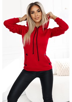 Bluza z kapturem i kieszonkami - czerwona ze sklepu Cudmoda w kategorii Bluzy damskie - zdjęcie 179654316