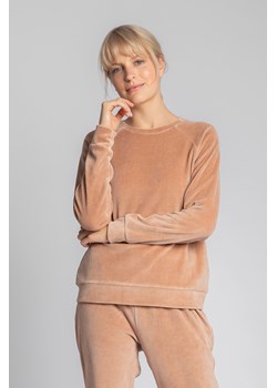 Welurowa bluza z reglanowymi rękawami - beżowa ze sklepu Cudmoda w kategorii Bluzy damskie - zdjęcie 179654406