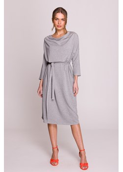 Sukienka oversize z paskiem w talii - szara ze sklepu Cudmoda w kategorii Sukienki - zdjęcie 179654696
