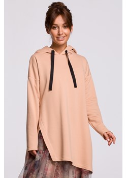 Bluza z kapturem i asymetrycznym rozcięciem - beżowa ze sklepu Cudmoda w kategorii Bluzy damskie - zdjęcie 179655847