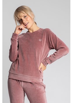 Welurowa bluza z raglanowymi rękawami - brudny róż ze sklepu Cudmoda w kategorii Bluzy damskie - zdjęcie 179656315