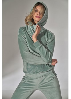 Welurowa bluza z kapturem - miętowa ze sklepu Cudmoda w kategorii Bluzy damskie - zdjęcie 179656587