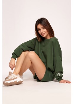 Bluza z dekoltem na plecach - trawiasta ze sklepu Cudmoda w kategorii Bluzy damskie - zdjęcie 179656625