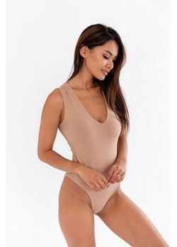 Stylowe body na lato - beżowe ze sklepu Cudmoda w kategorii Bluzki damskie - zdjęcie 179656986