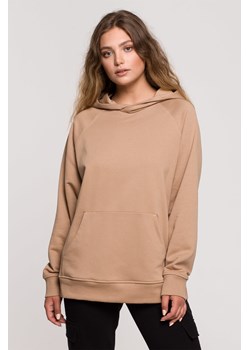 Bluza z kapturem i kieszenią kangurek - orzechowa ze sklepu Cudmoda w kategorii Bluzy damskie - zdjęcie 179657006
