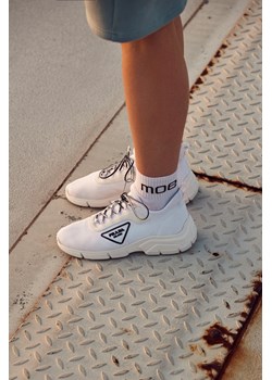 Skarpety MOE unisex - białe ze sklepu Cudmoda w kategorii Skarpetki damskie - zdjęcie 179657109