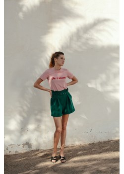 T-shirt z nadrukiem - różowy ze sklepu Cudmoda w kategorii Bluzki damskie - zdjęcie 179657759