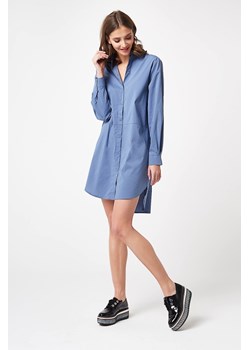 Koszulowa sukienka mini - jeansowa ze sklepu Cudmoda w kategorii Sukienki - zdjęcie 179659047