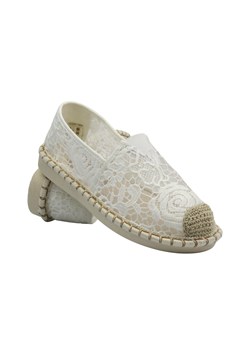 Wsuwane półbuty, espadryle damskie białe Potocki 25-103301 ze sklepu ulubioneobuwie w kategorii Espadryle damskie - zdjęcie 179663915