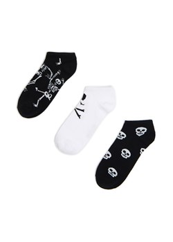 Cropp - 3 pack skarpetek z motywem kości - czarny ze sklepu Cropp w kategorii Skarpetki męskie - zdjęcie 179706677
