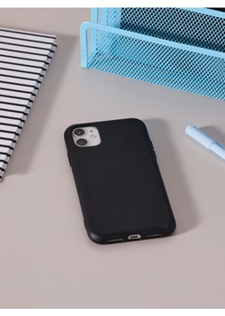 Sinsay - Etui do iPhone 15 - czarny ze sklepu Sinsay w kategorii Etui - zdjęcie 179735137