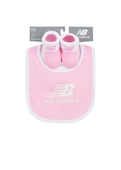Zestaw dla niemowląt New Balance LAKB0105LLS - różowy ze sklepu streetstyle24.pl w kategorii Komplety niemowlęce - zdjęcie 179760819