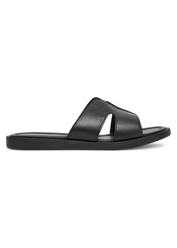 Klapki Lasocki WI23-3096-01 ze sklepu ccc.eu w kategorii Klapki damskie - zdjęcie 179763206