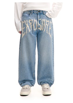 Cropp - Jeansy super baggy z napisem - niebieski ze sklepu Cropp w kategorii Jeansy męskie - zdjęcie 179778108