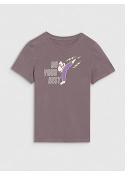 Chłopięcy t-shirt z nadrukiem 4F 4FJRSS25TTSHM2643 - szary ze sklepu Sportstylestory.com w kategorii T-shirty chłopięce - zdjęcie 179792078