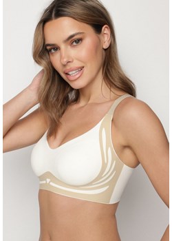 Jasnobeżowy Biustonosz z Zapięciem na Haftki Greledia ze sklepu born2be.pl w kategorii Biustonosze - zdjęcie 180132736