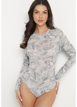 Szare Transparentne Body z Wiskozą w Abstrakcyjny Wzór Zeliya ze sklepu born2be.pl w kategorii Body damskie - zdjęcie 180146617