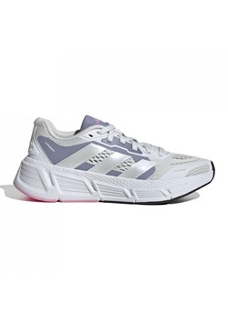 Buty adidas Questar 2 IE8117 białe ze sklepu ButyModne.pl w kategorii Buty sportowe damskie - zdjęcie 180176185