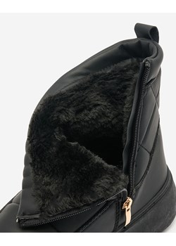 Royalfashion Czarne damskie botki a'la śniegowce Kacecica ze sklepu royalfashion.pl w kategorii Śniegowce damskie - zdjęcie 180180056