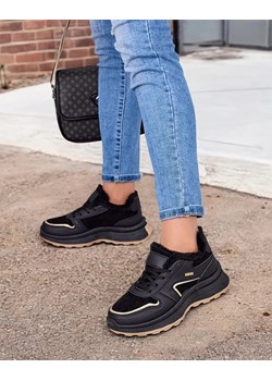 Royalfashion Sneakersy damskie z ociepleniem Ronniz ze sklepu royalfashion.pl w kategorii Buty sportowe damskie - zdjęcie 180191295