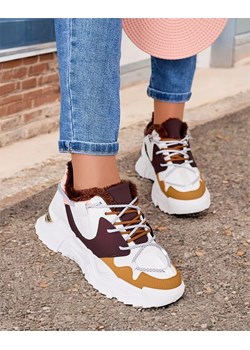 Royalfashion Ocieplane sneakersy damskie Cyrenna ze sklepu royalfashion.pl w kategorii Buty sportowe damskie - zdjęcie 180193008