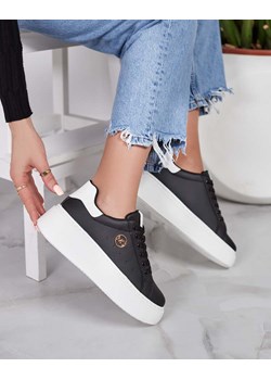 Royalfashion Sportowe sneakersy damskie na platformie Calomie ze sklepu royalfashion.pl w kategorii Buty sportowe damskie - zdjęcie 180201847