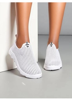 Royalfashion Wsuwane damskie materiałowe buty sportowe Eraste ze sklepu royalfashion.pl w kategorii Buty sportowe damskie - zdjęcie 180201975