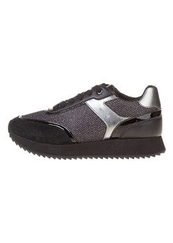 Geox Sneakersy &quot;DORALEA&quot; w kolorze czarnym ze sklepu Limango Polska w kategorii Buty sportowe damskie - zdjęcie 180241098