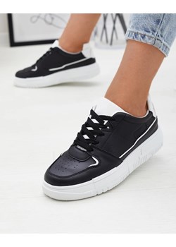 Royalfashion Sportowe sneakersy damskie w kolorze czarnym Hellar ze sklepu royalfashion.pl w kategorii Buty sportowe damskie - zdjęcie 180248435