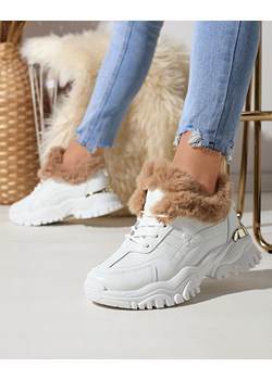 Royalfashion Sportowe białe buty damskie z futerkiem Flixi ze sklepu royalfashion.pl w kategorii Buty sportowe damskie - zdjęcie 180249919