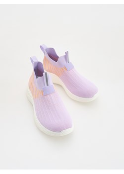 Reserved - Lekkie sneakersy - lawendowy ze sklepu Reserved w kategorii Buty sportowe dziecięce - zdjęcie 180285396