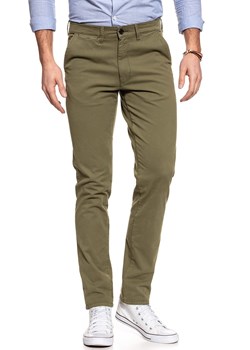 WRANGLER SPODNIE MĘSKIE CHINO DUFFLEBAG GREEN W16LHB15U 112127309 ze sklepu YouNeedit.pl w kategorii Spodnie męskie - zdjęcie 180289406