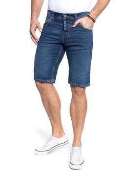 SPODENKI MĘSKIE MUSTANG Chicago Short DENIM BLUE 1005417 5000 882 ze sklepu YouNeedit.pl w kategorii Spodenki męskie - zdjęcie 180294138