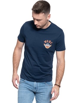T-SHIRT MĘSKI WRANGLER SS GLOBE TEE DRESS BLUE W7C8FKX20 112131743 ze sklepu YouNeedit.pl w kategorii T-shirty męskie - zdjęcie 180296148
