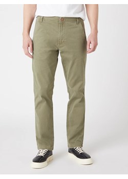 SPODNIE MĘSKIE WRANGLER CASEY CHINO GREEN W1C050G38 112127685 ze sklepu YouNeedit.pl w kategorii Jeansy męskie - zdjęcie 180300169