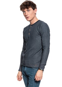 MĘSKI SWETER MUSTANG Multicolor Henley DARK SAPPHIRE 1006552 4136 ze sklepu YouNeedit.pl w kategorii Swetry męskie - zdjęcie 180301278