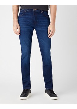 WRANGLER MESKIE SPODNIE JEANSOWE LARSTON BRUSHED STONE W18SMQ395 ze sklepu YouNeedit.pl w kategorii Jeansy męskie - zdjęcie 180304186
