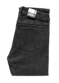 WRANGLER STRAIGHT MIDNIGHT BIRD W28TQG25Q 112128519 ze sklepu YouNeedit.pl w kategorii Jeansy damskie - zdjęcie 180307785