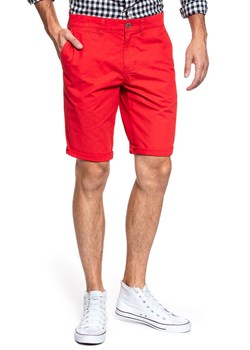 SPODENKI MUSTANG Classic Chino Short Flame Scarlet 1009613 7130 ze sklepu YouNeedit.pl w kategorii Spodenki męskie - zdjęcie 180309019