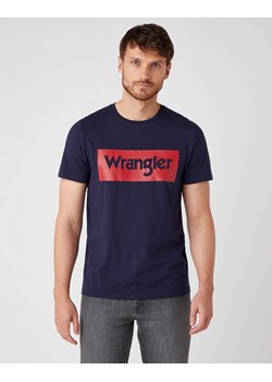 MĘSKI T-SHIRT WRANGLER SS LOGO TEE NAVY W742FK114 112131081 ze sklepu YouNeedit.pl w kategorii T-shirty męskie - zdjęcie 180310306