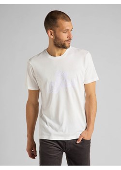 LEE SS TONAL GRAPHIC TEE MĘSKI T-SHIRT WHITE CANVAS L62WETRR 112114877 ze sklepu YouNeedit.pl w kategorii T-shirty męskie - zdjęcie 180311376