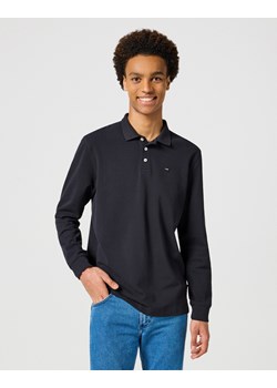 MĘSKI LONGSLEEVE WRANGLER LS POLO BLACK 112355057 ze sklepu YouNeedit.pl w kategorii T-shirty męskie - zdjęcie 180318807