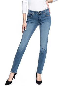 SPODNIE DAMSKIE WRANGLER STRAIGHT NOMAD SAND W28TUNX4D 112128527 ze sklepu YouNeedit.pl w kategorii Jeansy damskie - zdjęcie 180323277